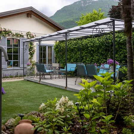 Maji - Historic With Pool, Garden And Private Parking *