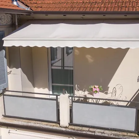 Maji - Historic With Pool, Garden And Private Parking
