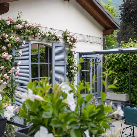 Maji - Historic With Pool, Garden And Private Parking *