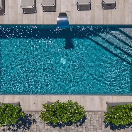 Maji - Historic With Pool, Garden And Private Parking مانديلو ديل لاريو