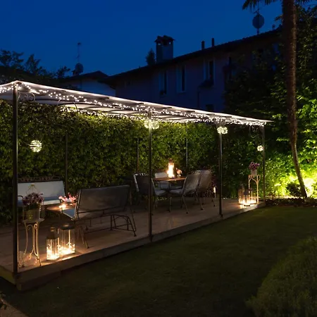 Maji - Historic With Pool, Garden And Private Parking
